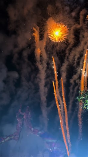 New year in Playa🎆 #mexico #playadelcarmen #fireworks | fireworks