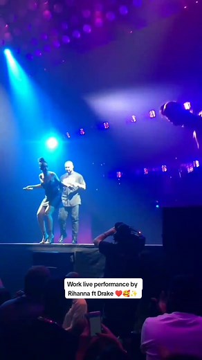Rihanna ft Drake Live Performance of 'Work' 💃♥️🎤