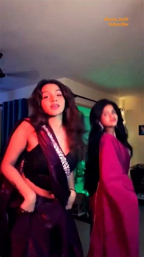 dancing hot girls duo 🤩🤩//#sgorts #sgortsfeed #song