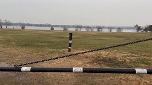 Watch: Sleet falls in Arlington, Virginia | Latest Weather Clips | FOX Weather