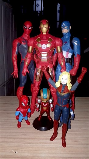 Captain Marvel checks the readiness of three superheroes #actionfigures #marveltoys