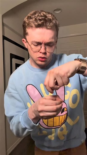 someone started a dance trend on tiktok to my song, thought I’d share it with you guys here #theamazingdigitalcircus #reels #cg5 | CG5