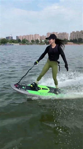 RUSH WAVE ,Feel the joy of surfing in summer#rushwave #Surfing #surfboard #electricsurfboard