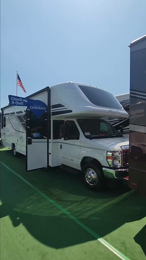 Experience the open road like never before with the 2026 Holiday Rambler Incline 29H. ▪️2 Slides ▪️Sleeps up to 7 ▪️U-shaped dinette ▪️Front Living Area Discover more about the Incline and start your journey today: https://www.generalrv.com/holiday-rambler/incline?utm_source=ig&utm_medium=Social&utm_campaign=Reel | General RV Center Tampa