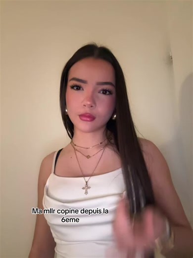 Vidéos de 𝐋𝟑𝐚♕ (@l_n_na) avec Ninho - Pedro_27