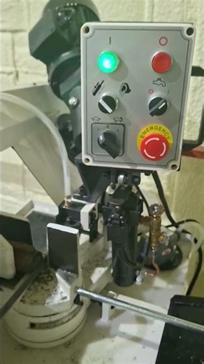 Belt saw vs. angle grinder operation