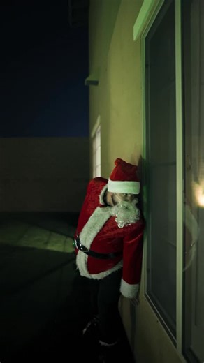 Cory Wharton on Instagram: "Between decorating, kids & all the magic making, there is a lot going on at home 🏡 . But real-time AI alerts and my Pro (6th Gen) Security Cameras from @arlosmarthome make sure I know more about what’s going on so I can control what I can during the holidays. 🔐 #ArloPartner #KnowMoreControlMore"