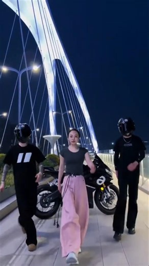 Couple Bike Rider🔥😎#couple #rider #bikelover #bikeride #motovlog #stunt #viral #trending #ytshorts