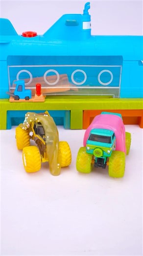 Satisfying Hot Wheels Monster Trucks Mystery Machine😍‼️#shorts #car #toys
