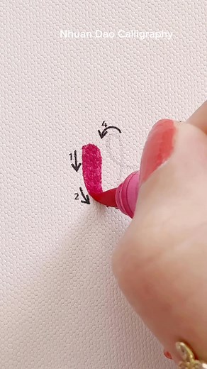 How to Write Letter V - Easy Tutorial for Beginners #nhuandaocalligraphy #brushlettering#shorts | Nhuan Dao Calligraphy 101