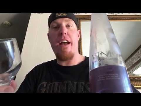 VINIQ SHIMMERY LIQUEUR Review