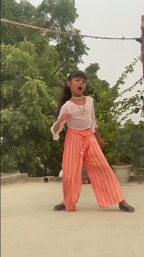 “Cute Girl Dance on Kamare Me December 💃✨ | Bhoomi FDC”