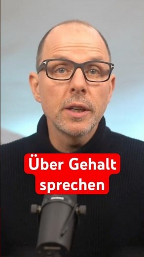 Darf man mit den Kollegen übers Gehalt sprechen? 🤔 | WBS #shorts