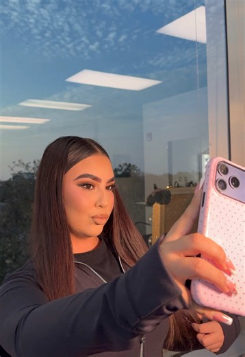 Expert Makeup Tutorial by Houston Makeup Artist