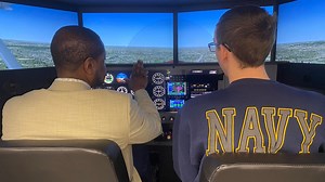 Shawnee students take learning to new heights with flight simulator