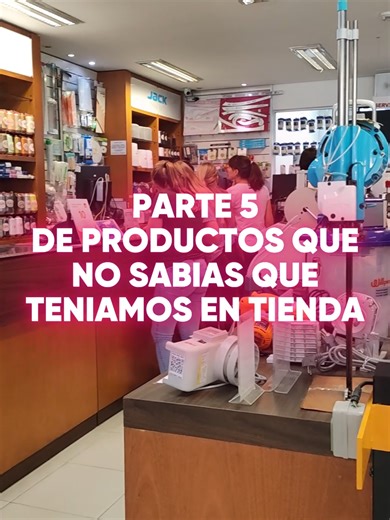 ¡Llegamos a la PARTE 5! Hay herramientas que parecen de otra galaxia pero ya las tenemos acá en Todo Costura. Hoy te mostramos 7 aliados que van a cambiar tu forma de trabajar: ✅Tijera Láser: ¡Cortes rectos perfectos siguiendo la línea roja! ✅Detector de Agujas: Seguridad total. Encontrá alfileres perdidos antes de entregar tus prendas. ✅Tijera con Calor: Cortá y sellá sintéticos en un solo paso. ¡Chau deshilachado! ✅Botonador Manual: Rapidez extrema para tus terminaciones. ✅Tijera a Pila: Ergon
