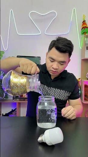 Using hot water and magnets to make emergency light sources？？？