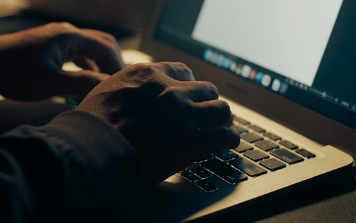 【4K素材】实拍打工人加班视频合集