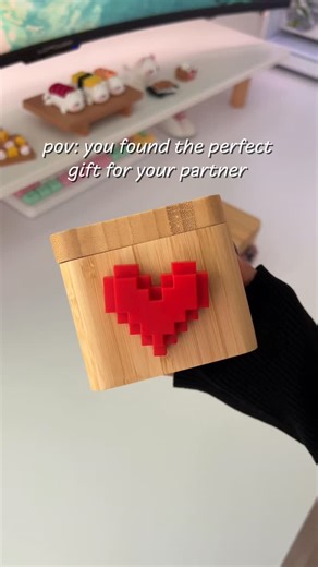 Cess 🌷Desk setup & Tech on Instagram: "POV: you found a gift that sends love even when you’re miles apart 👩‍❤️‍👨 Meet Lovebox 💝 - a modern way to send love notes. Share messages, photos, and drawings from anywhere, and your partner’s box lights up with a spinning heart. They open the lid to read your note and send a reaction back with a spin. Simple, meaningful, and a little bit magical. Isn’t it sweet?🥹 #lovebox #relationshipgoals❤️ #unboxing #giftsforhim #giftsforher #cozygamercommunity #