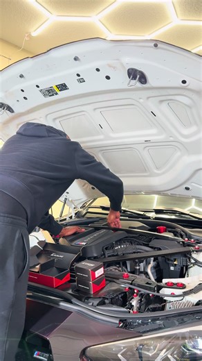 BMW M3 Competition: Performance Overview