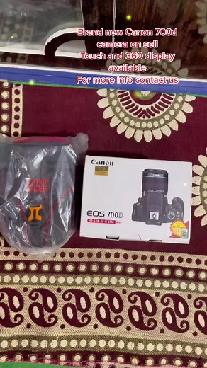 Canon 700d 18MP WIFI Dual Pixel Full HD Video Camera with Accessories