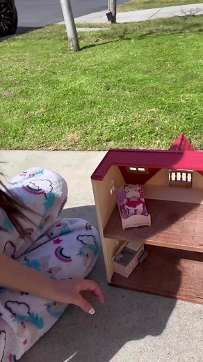 14K views · 37 reactions | Welcome to the Calico Critters Red Roof Cozy Cottage!❤️ Come and join the fun with the Hopscotch Rabbit family in this cozy home surrounded by love and nature at the heart of Calico Village. Collect & combine all our playsets and let your imagination soar!✨ | Calico Critters | Facebook