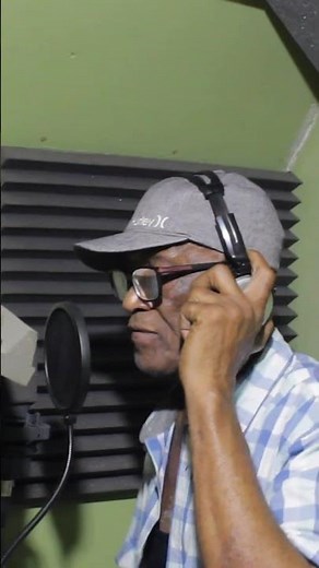 That Cornel Campbell voice 🔥 Sweet, soulful, unmistakable. U Brown and his deejay style 🔥 #irieites