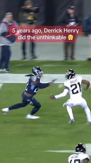 where were you when he took 99 yards to the house?? #derrickhenry #tennessee #titans #nfl