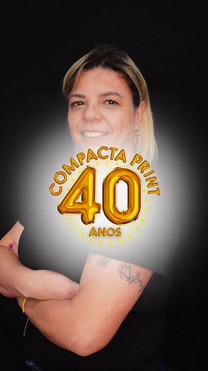 🎉🎂 Para tornar os 40 anos de Compacta Print ainda mais especial, temos o prazer de apresentar a trajetória inspiradora de uma das nossas colaboradoras: Andreia Vasconcelos, a talentosa consultora de vendas que acompanha a nossa jornada há 25 anos! ✨🙌 🌟 Desde o primeiro dia, Andreia abraçou com paixão a missão da Compacta Print de impulsionar o empreendedorismo e auxiliar sonhadores a construírem seus negócios próprios. Sua dedicação, entusiasmo e comprometimento foram fundamentais para o nos