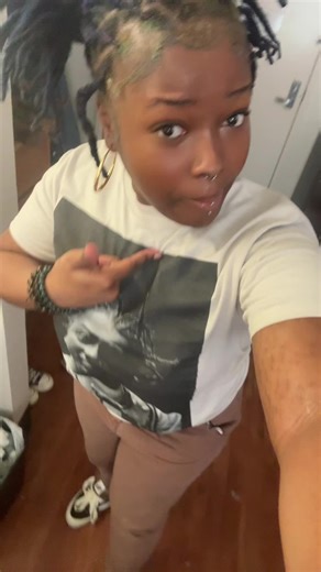 HELLA THOUGHTS (@aigeneratedhologram)’s videos with Perfecto - Mac Miller