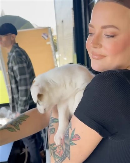 Ariel Winter on Instagram: "A little more from my recent feature for @people (written by @gilliantelling) - featuring rescue puppies, Poot helping me with my hair🥹, a full hype team and so much funnn. Special shoutout to @mrs_nashville and @aubreyheller.hmu for the beautiful HMU!! ❤️ This was such an honor and I’m so grateful for all the kind words and support from all of you!!!"