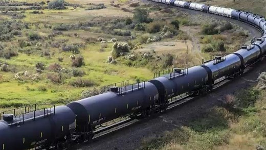 Calgary train derailment revives fears about transporting oil by rail
