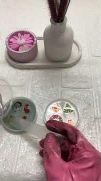 Mini Resin Christmas Coasters | Helen's Creative Ideas