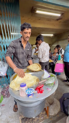 রাজুদা বুরি মা কে দুটো পরোটা বেশি দিলো খেতে || #viral #viralvideo #trending #shorts