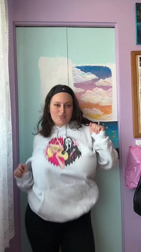 cozy or cute outfit? 👀👀 ig: ariesbaddiex