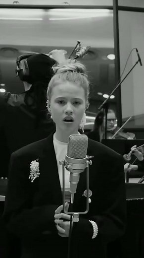 Emilio Piano ft. Lucie – Maison | Elegant Piano & Emotional Instrumental