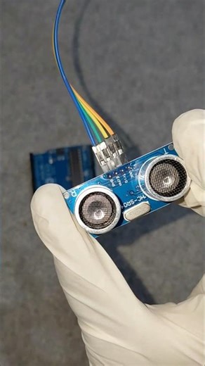 This Sensor Can Measure Distance 😲 | HC-SR04 Ultrasonic Sensor | #Shorts