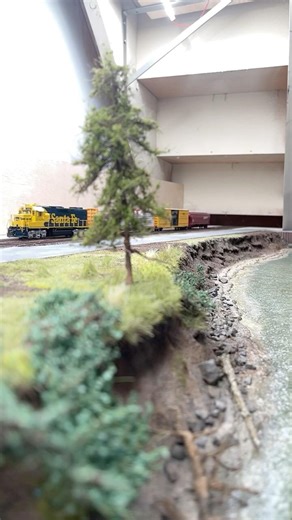Water effect complete! #hoscale #modelrailroad #train