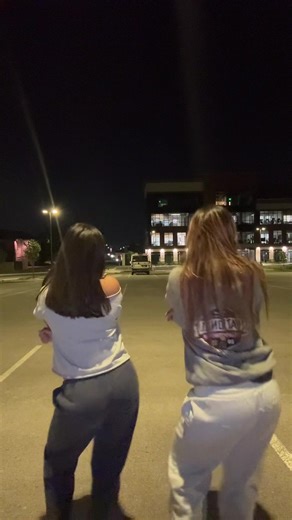 #baka @not.cee.nuh | guy saying baka falls off his chair