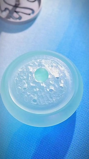 5M views · 256K reactions | Making incense seals with glazed incense burners has a more lasting appeal.#calm #relaxing #incenseburner #satisfying #newzen | Lore Incense | Facebook