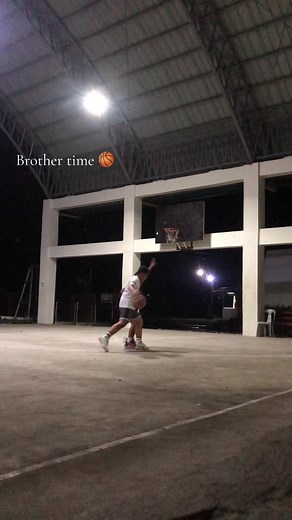 Late night play bro , keep grinding 🏀🔥 #basketball #fyp #brother