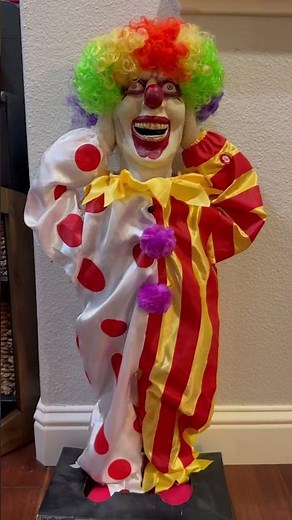Heads Up Harry Junior Clown Animatronic #halloween #spirithalloweenstore