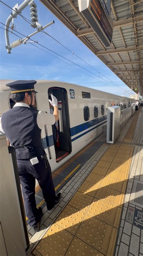 おはようございます。東海道新幹線です。#東海道新幹線 #新幹線 #鉄道 #shinkansen #東海道線 #東海道本線