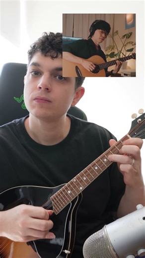 Learning Mandolin Day 1 - #folkmusic #music #bluegrass #jazz #fusion #mandolin #guitar