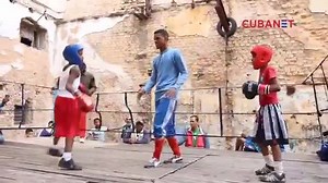 Fabrica de boxeadores en las calles de La Habana, Cuba | Mario Vallejo