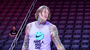 NBA Champ Chris "BIRDMAN" Anderson was always a fan favorite.🦅 He got his nickname from teammates. While having his spiked hair and having a 7'2" wingspan. | Ballislife