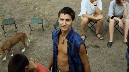 Photos of young Justin Trudeau go viral