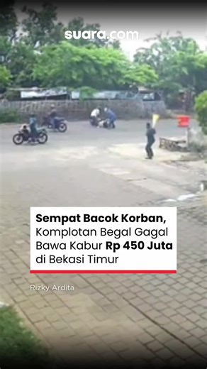 Komplotan begal sempat berusaha melancarkan aksinya di Bekasi Timur, Kota Bekasi, Senin (10/11/2025) sekitar pukul 11.35 WIB. Mulanya, seorang karyawan baru mengambil uang Rp 450 juta dengan menggunakan sepeda motor di salah satu bank swasta. Karyawan ini sudah diincar oleh komplotan begal tersebut sedari meninggalkan area bank. Ia lantas diikuti oleh komplotan begal sambil dipepet. Bukan hanya dipepet, karyawan tersebut juga sempat disabet menggunakan golok. Warga yang menyaksikan upaya perampo