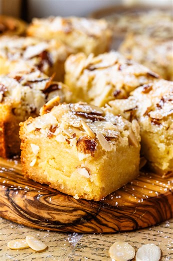 Delicious Almond Blondies with Frangipane Topping