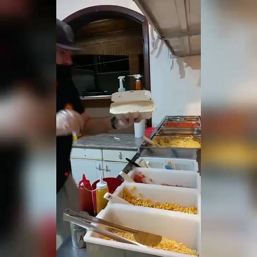 209 reactions · 24 shares | O que fazemos com o lanche quando o cliente cancela?.... @gigantehotdogoficial | Gigante Hot Dog | Facebook